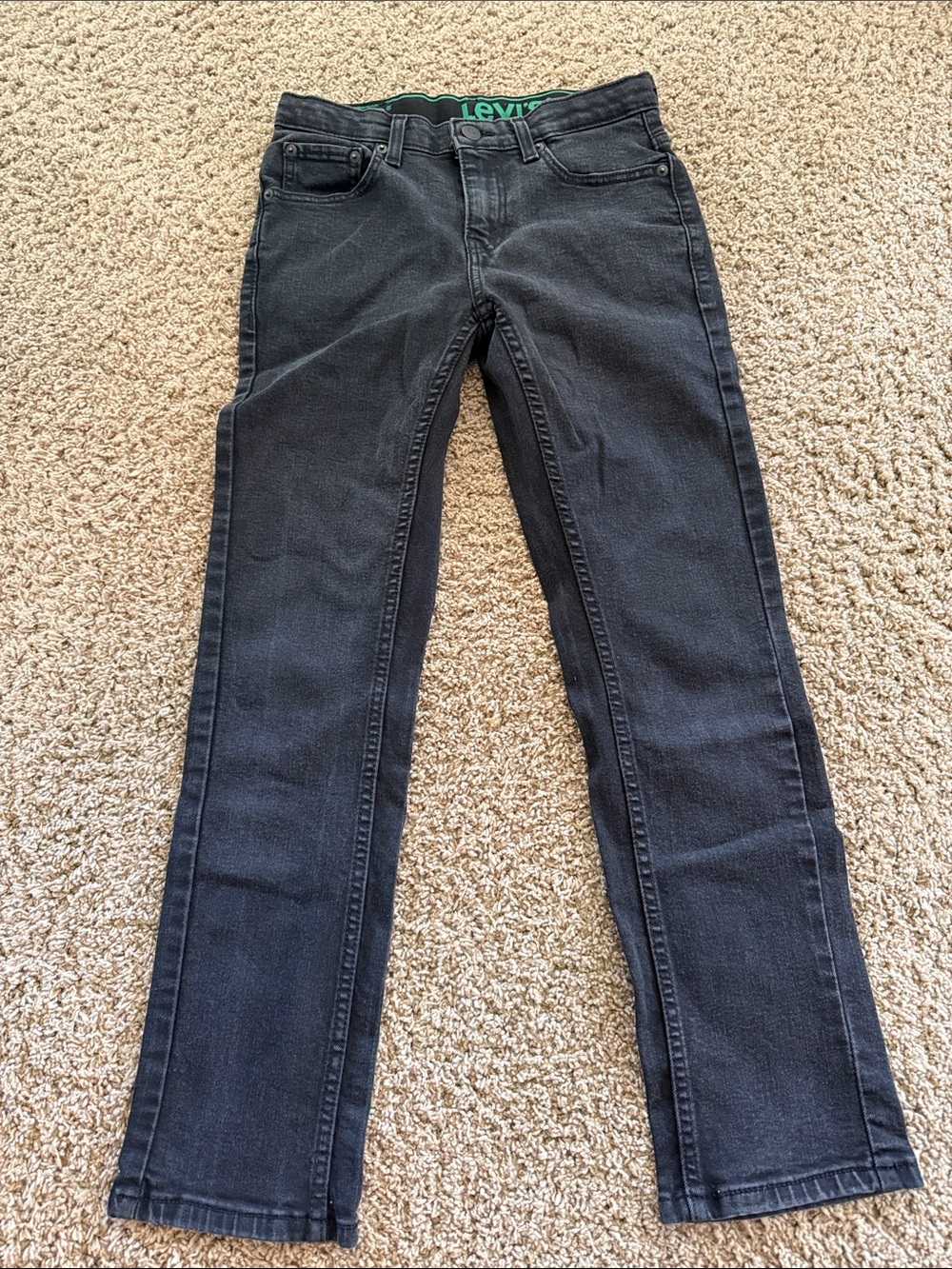 Levi's Women's Dark Gray Straight Leg Jeans